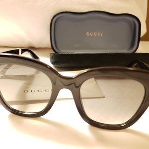 NEW Gucci Black Gradient Sunglasses (cover + case)
